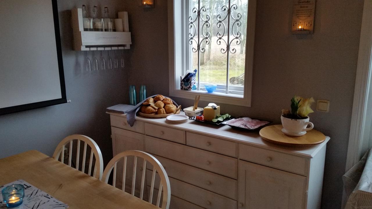 Tuvagård B&B Vindhästar Langas Exteriör bild